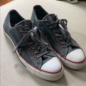 Men's/ Women's Lowtop Destroyed Style Converse